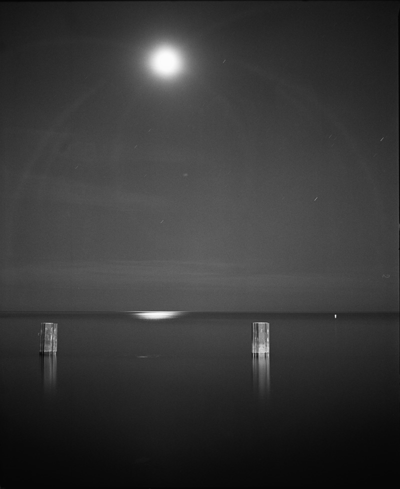 2 pilings and moon